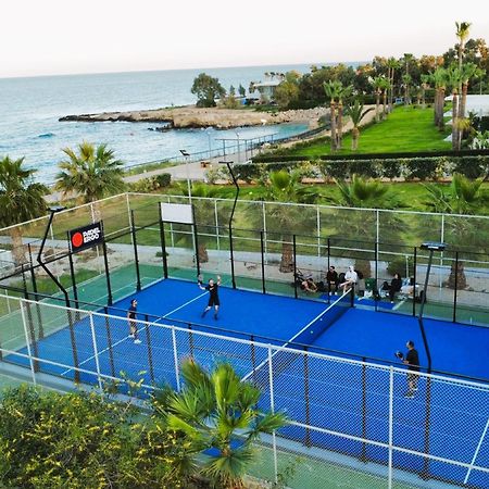 Lucile - Coralli Beachfront Apartment Paralimni Luaran gambar